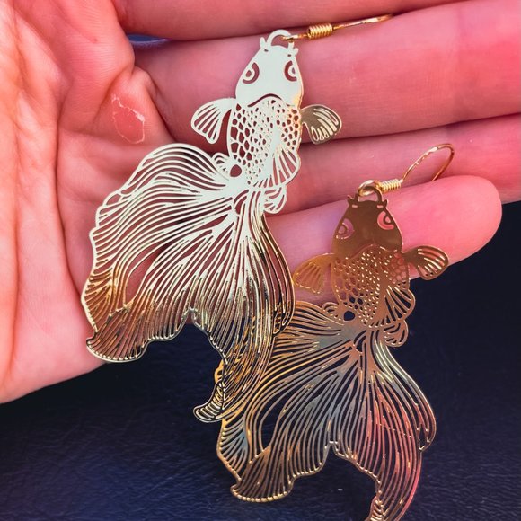 🆕 ☯️ Koi Fish Earrings - Picture 1 of 15